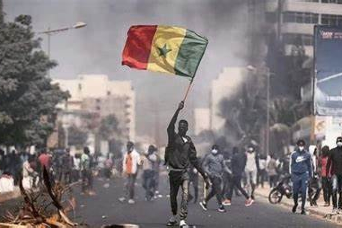 Le gouvernement restreint l'accès à l'internet au Sénégal